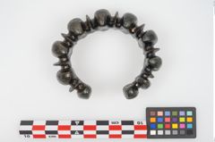 Foto von Bronzebuckelarmreif (NHMW-PRAE-025550)